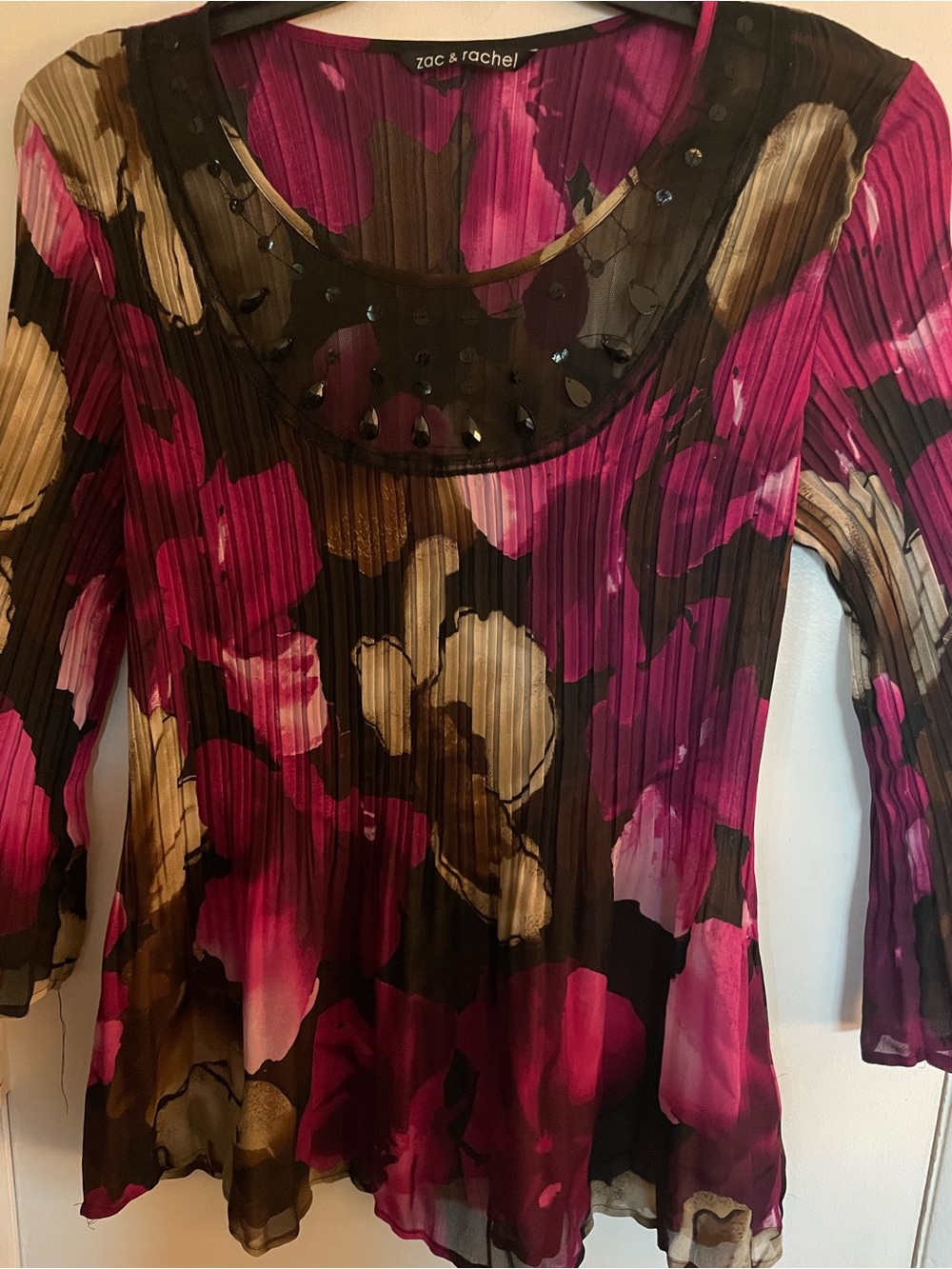 Zac & Rachel Magenta and Black Floral Pleated Top